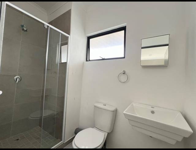 1 BEDROOM PROPERTY TO RENT IN FERNDALE